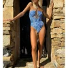 Bañador con estampado y aberturas