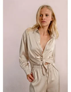 Blazer con cuello solapa y lentejuelas