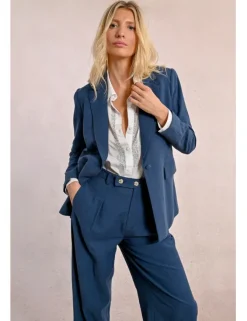 Blazer de manga larga con cuello y solapa