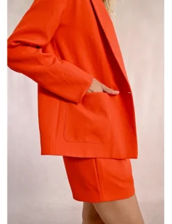 Blazer de manga larga con cuello y solapa