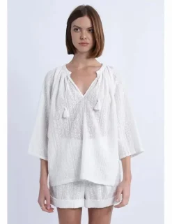 Blusa de manga 3/4 en tejido bordado
