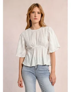 Blusa de manga mariposa calada