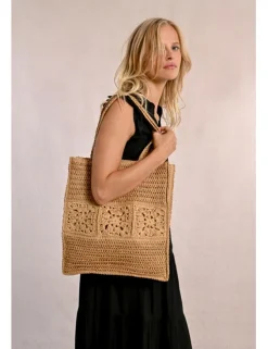 Bolso shopper de rafia detalle flores