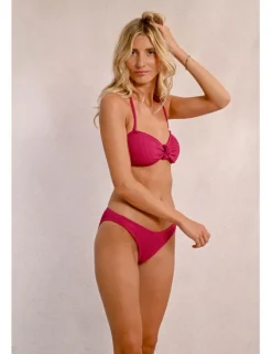 Braguita de bikini básica en tejido texturizado
