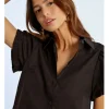 Camisa de manga corta detalle volantes