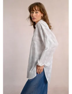 Camisa de manga larga con detalles bordados