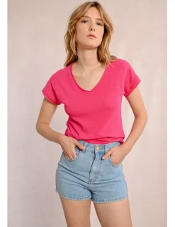 Camiseta de manga corta escote V