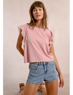 Camiseta de manga corta mariposa con encaje