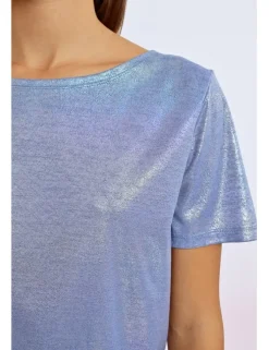 Camiseta en tejido brillante y espalda descubierta