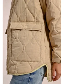 Chaqueta de manga larga en tejido acolchado
