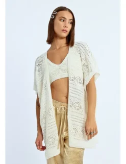 Cárdigan estilo kimono de crochet