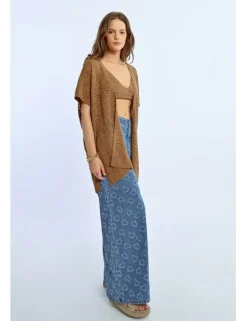 Cárdigan estilo kimono de crochet