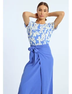 Falda midi con lazada