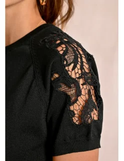Jersey de manga corta detalle bordado
