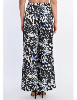 Pantalón largo con estampado y pliegues