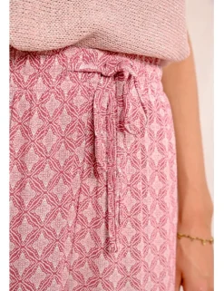 Pantalón largo con estampado y lazada