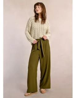 Pantalón largo con lazada y pliegues
