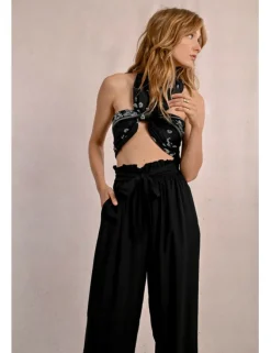 Pantalón largo con lazada y pliegues