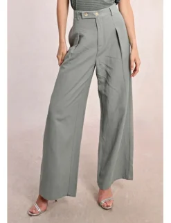 Pantalón largo detalle pliegues