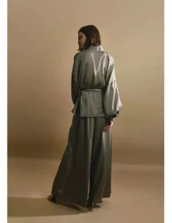 Pantalón largo en tejido satinado