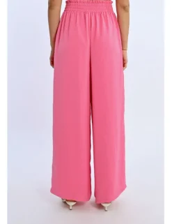 Pantalón largo perneras anchas