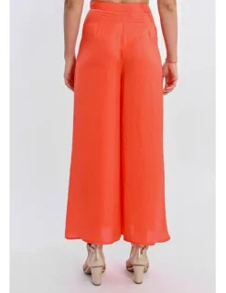 Pantalón largo perneras anchas