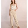 Pantalón tobillero cinco bolsillos