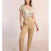 Pantalón tobillero detalle pliegues