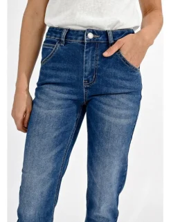 Pantalón vaquero estilo ¨mom¨