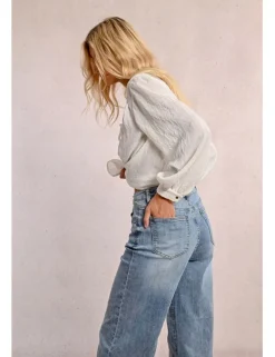 Pantalón vaquero perneras anchas