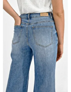 Pantalón vaquero perneras anchas