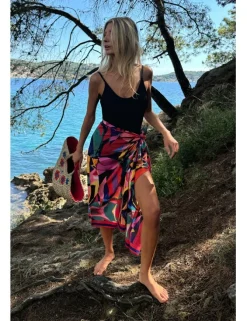 Pareo largo con estampado