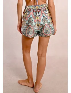 Short corto con estampado y lazada