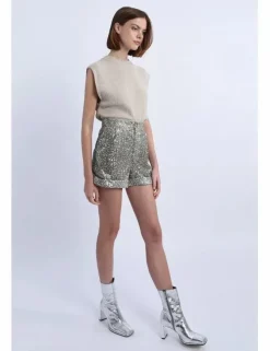 Short corto con estampado y lentejuelas