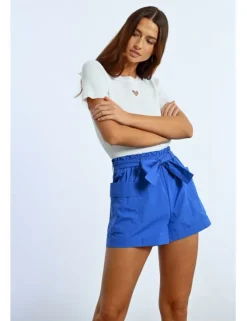 Short corto con lazada