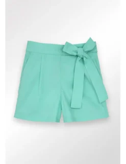 Short corto con lazada