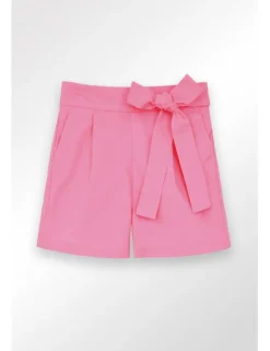 Short corto con lazada