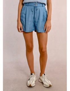 Short corto efecto vaquero