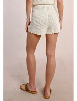 Short corto en tejido crochet