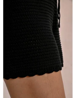Short corto en tejido crochet