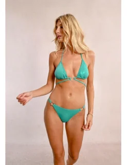 Top de bikini triángulo detalle corazón