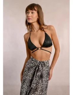 Top de bikini triángulo detalle corazón