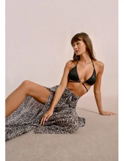 Top de bikini triángulo detalle corazón