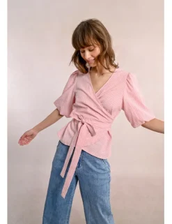 Top de manga corta con estampado y lazada