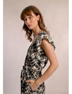 Top de manga corta mariposa con estampado