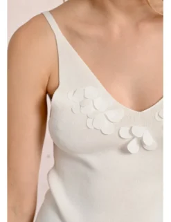 Top de tirantes con detalles