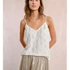 Top de tirantes detalle corazones