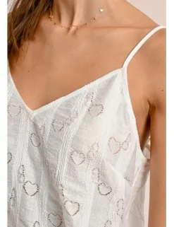Top de tirantes detalle corazones