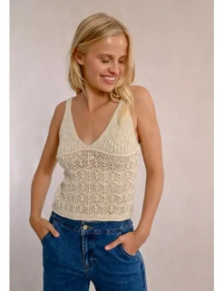Top de tirantes en tejido de crochet