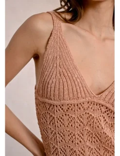 Top de tirantes en tejido de crochet